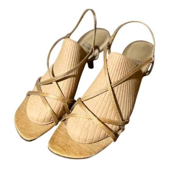 Stuart Weitzman Gold Strappy Kitten Heel Sandals - Picture 3 of 10